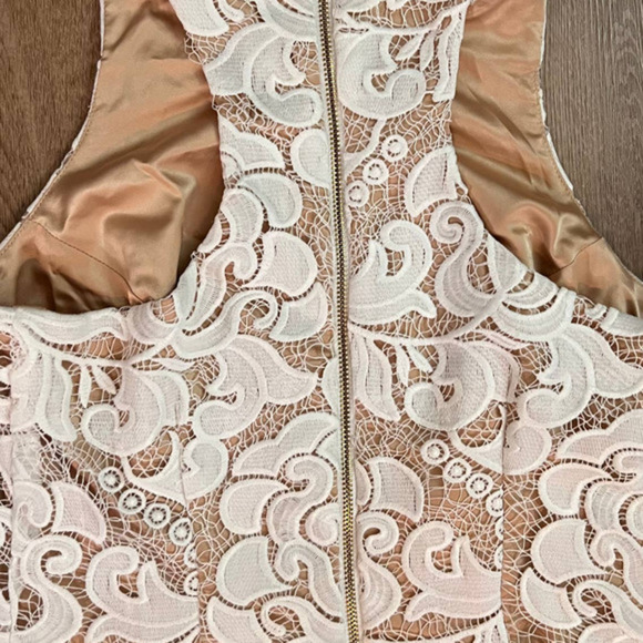 Eliza J Size 2 Sleeveless Copper Dress With White Lace Overlay - Picture 9 of 12